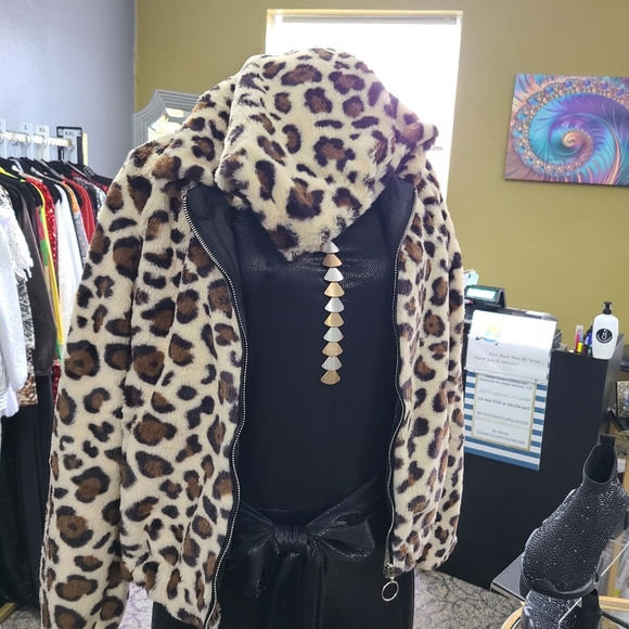 Jacket - Picture 3 of 3